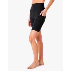 Beyond Yoga Spacedye Biker Shorts w/ Pockets